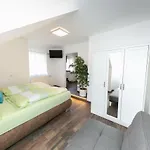 Pensjonat Cafe Rafaela 3*