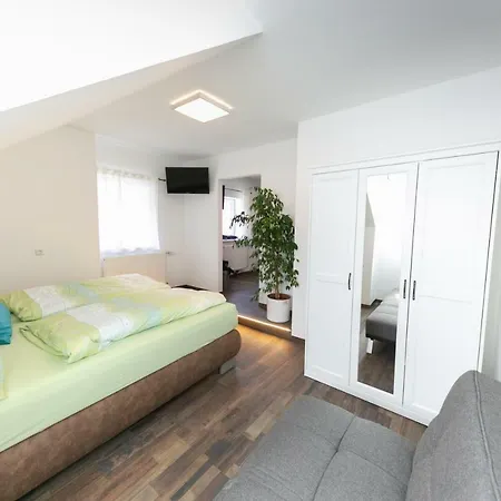 Guest house Cafe Rafaela 3*