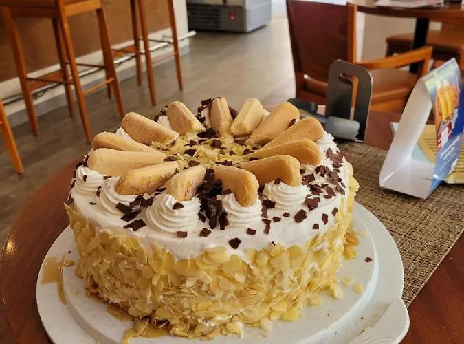 Cafe Rafaela Πανσιόν