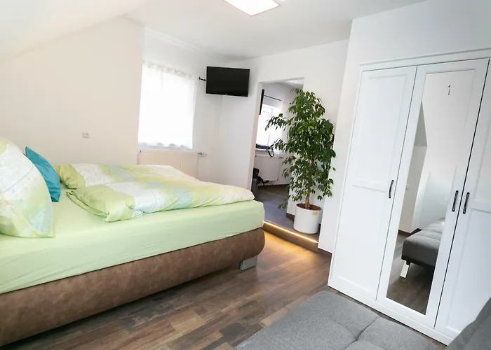 Cafe Rafaela Πανσιόν 3*