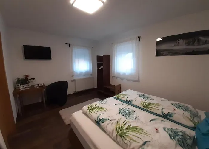 Πανσιόν Cafe Rafaela 3*