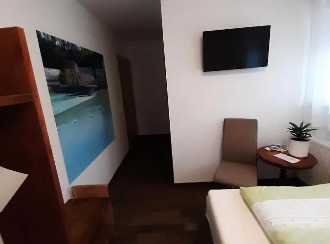 Πανσιόν Cafe Rafaela