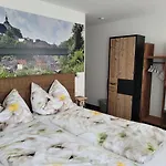 招待所 Cafe Rafaela 3*