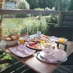 Cafe Rafaela 招待所