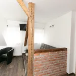 Cafe Rafaela 招待所 3*