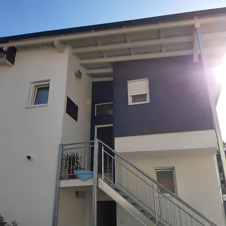 بيت ضيافة Cafe Rafaela Steinbach an der Steyr