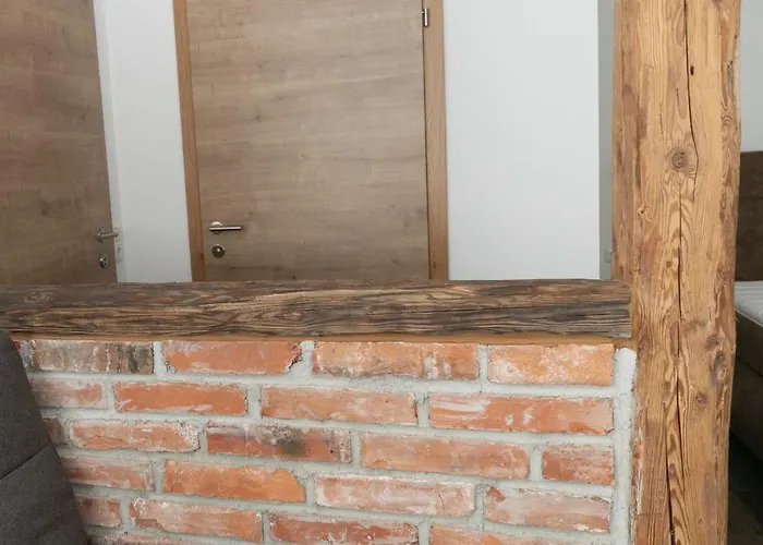 بيت ضيافة Cafe Rafaela